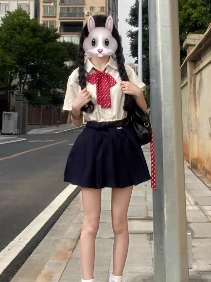 Summer Women's College Style J - đánh giá và giá Embroidery Uniform