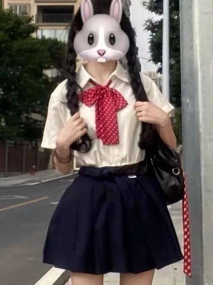 Summer Women's College Style J - đánh giá và giá Embroidery Uniform