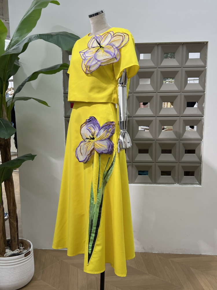DFDG 2025 Spring Back Design S - đánh giá và giá Embroidery Fonts